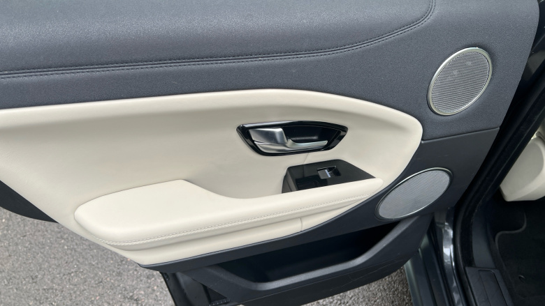 Land Rover Range Rover Evoque 2.0 Ingenium Si4 HSE Dynamic Lux 5dr Auto Petrol Hatchback